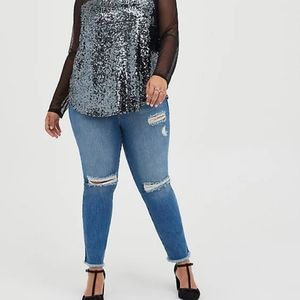 TORRID HIGH RISE STRAIGHT JEAN - PREMIUM CLASSIC DENIM MEDIUM WASH